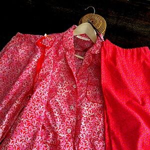 Tory Burch Leanne pajamas set with red/pink logo print!